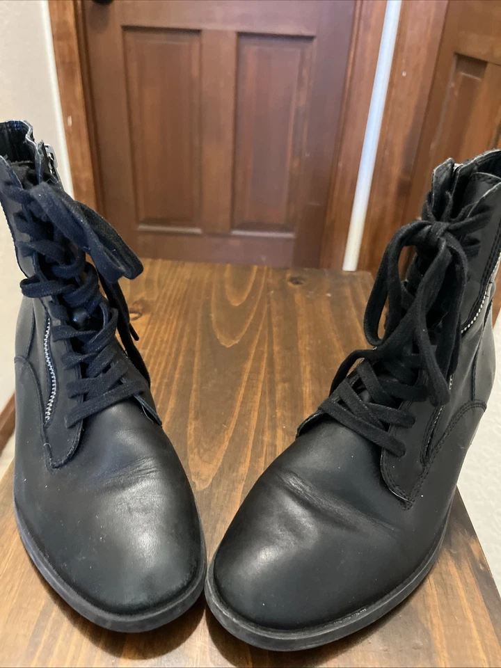 Lucky brand black leather combat style zip up ankle boots US Size 8M, EU 38.5 - Image 3 of 4