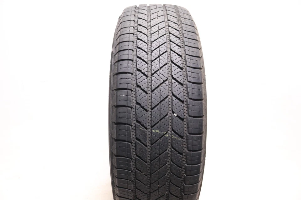 Juego de 2 Bridgestone Alenza AS Ultra usados 235/65R18 - 106V - 8,5/32 Foto 2 de 4