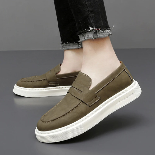 Mocassini slip-on uomo sneakers casual antiscivolo outdoor passeggio scarpe tavola guida - Foto 5 di 26