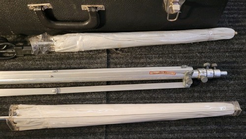 Novatron 240 Power Pack 2 Heads Light Stand Umbrellas w/Hard Case TESTED Fun Kit - Picture 6 of 11