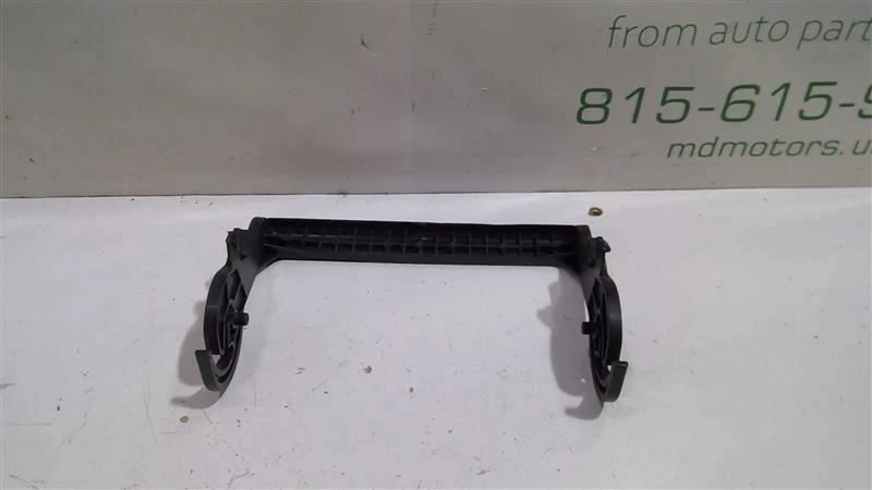 Chevrolet Tahoe 2017-2020 caja de fusibles bloque de conexiones manija de bloqueo 84114437 Foto 2 de 4