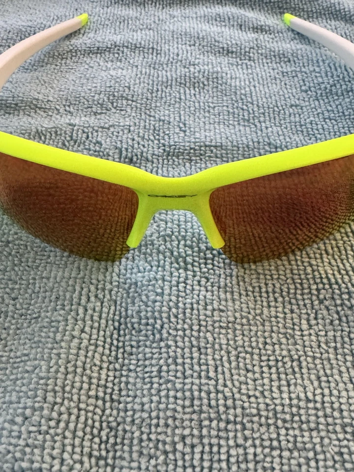 Oakley Flak 2.0 XL Neon Yellow Sport Sunglasses w/ Soft Case OO9188 - Image 4 of 4