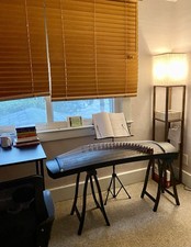 Guzheng Polished Wood Brown Black with Stands, Accessories, Gig Bag, Music Book