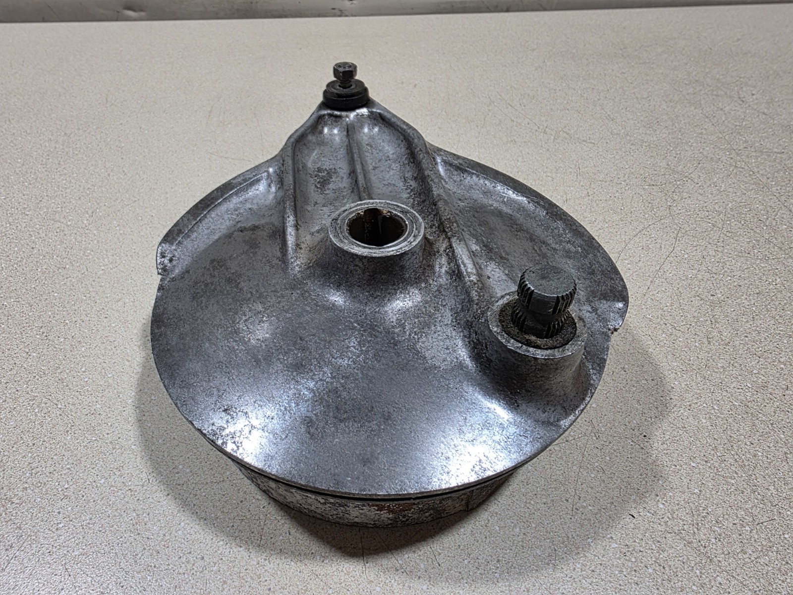 1972 Honda CL 175 CL175 Rear Brake Drum Hub Plate Shoes #825.2-54