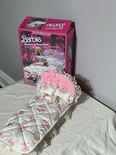 Vintage Mattel BARBIE 1987 SWEET ROSES Headboard And Bed Set Complete
