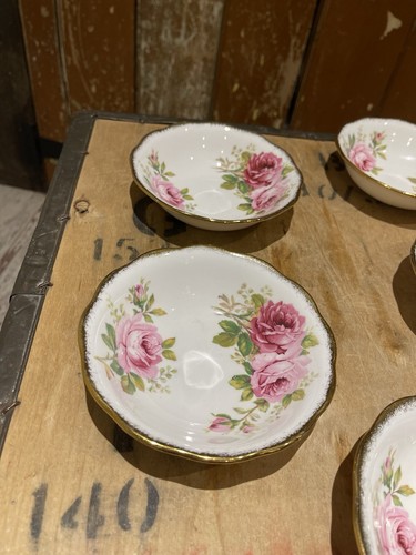 Vintage Royal Albert American Beauty Saucers Floral Bone Chine Made In England - Picture 4 of 23