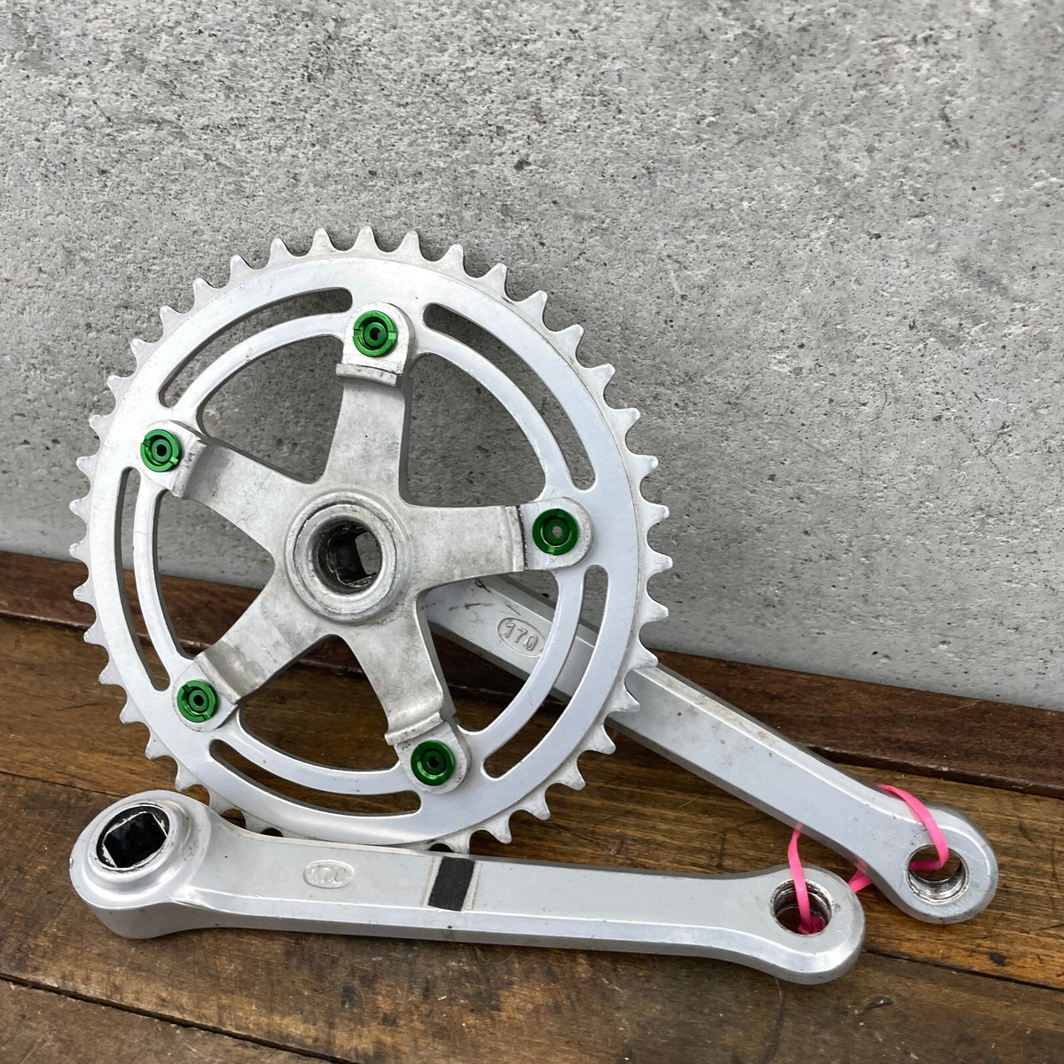Vintage BMX SR Apex Crank Set 42t Old School BMX 170 mm 118 Vintage BMX SR Apex Crank Set 42t Old School BMX 170 mm 118