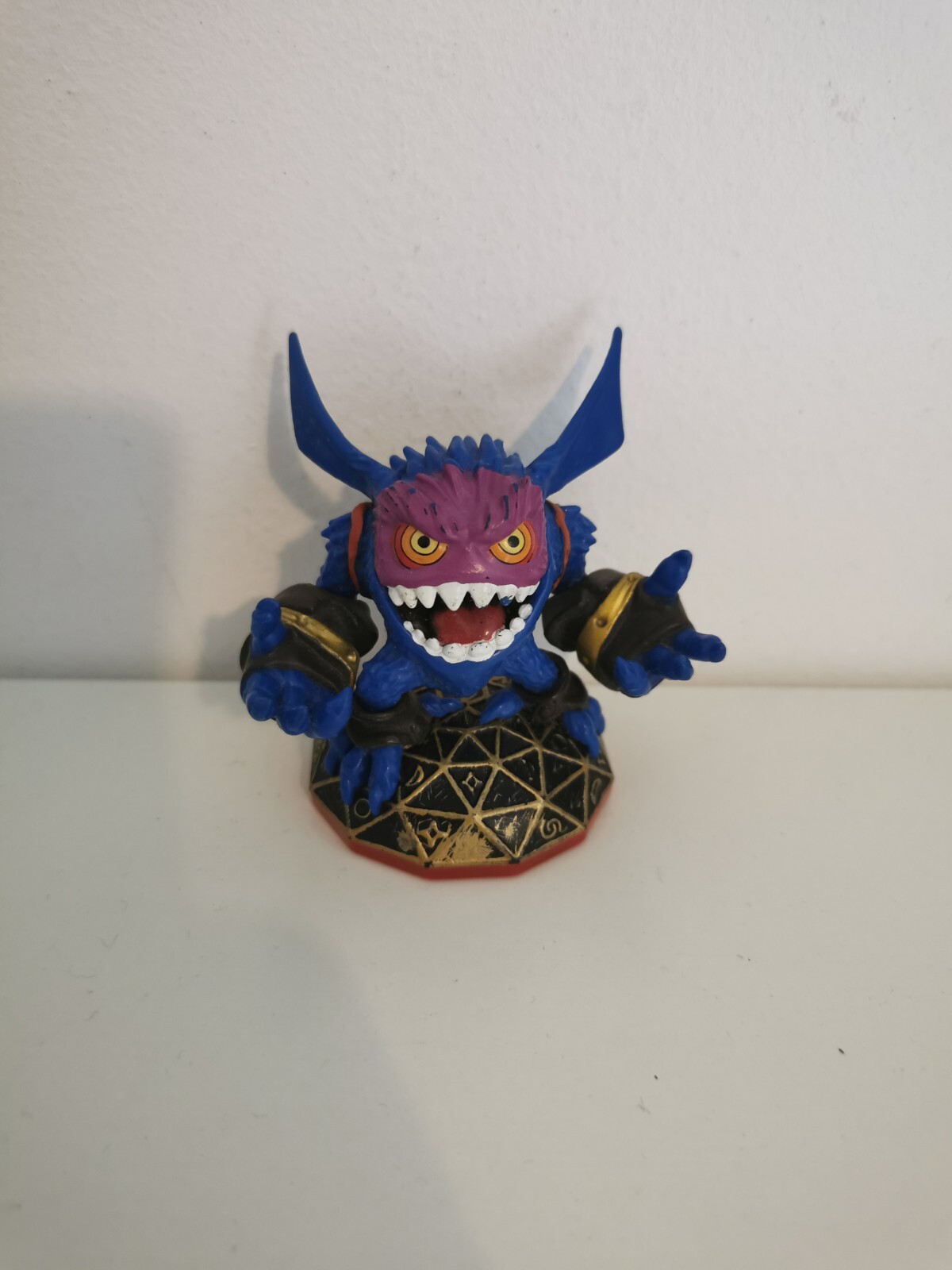 Picture 1 of 1
