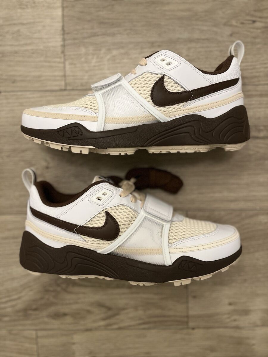 Travis Scott x Nike Zoom Field Jaxx - UK11.5 - Brand New Travis Scott x Nike Zoom Field Jaxx - UK11.5 - Brand New