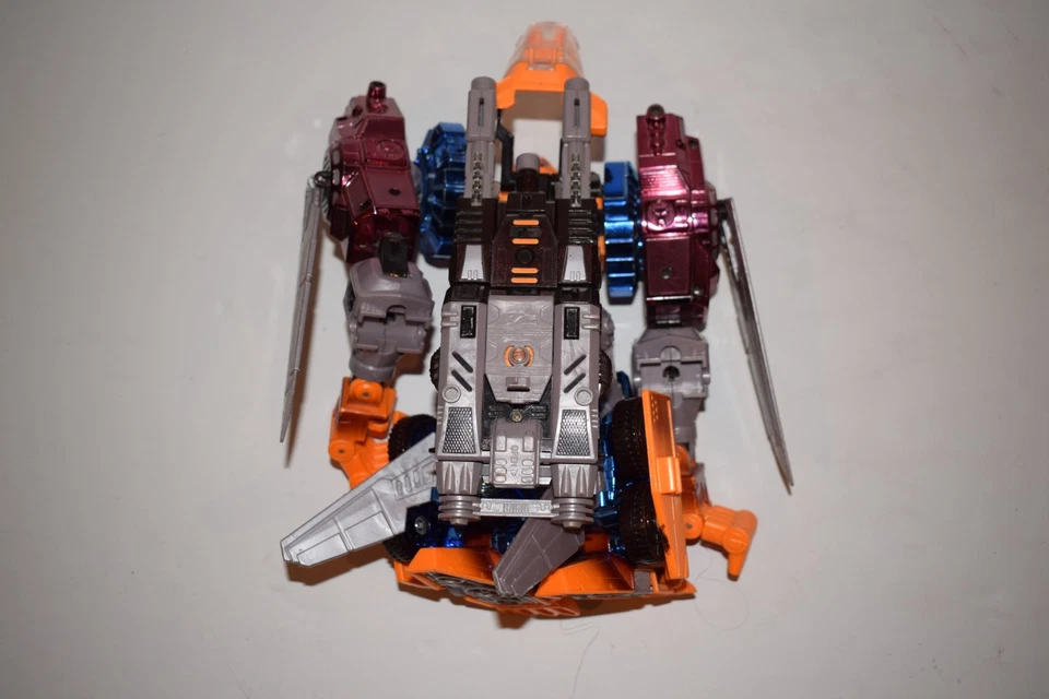 TRANSFORMERS Óptimo Optimus Bestia Guerras Figura de Acción (QUD50) - Imagen 2 de 2