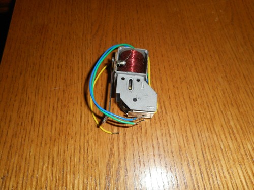 UNIDAD LIONEL 100-4 E RECONSTRUIDA Y PROBADA - Imagen 2 de 4