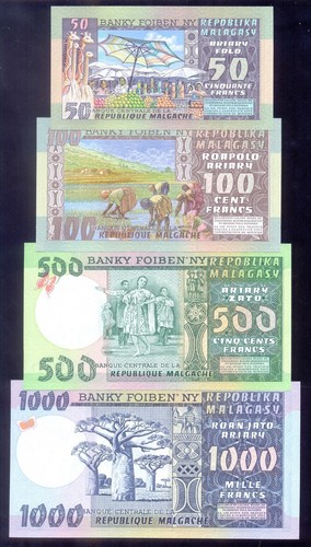 Madagaskar 50, 100, 500, 1000, 5000 Francs PMG ND(1974)P62, 63, 64, 65, 66 UNC - Bild 2 von 4