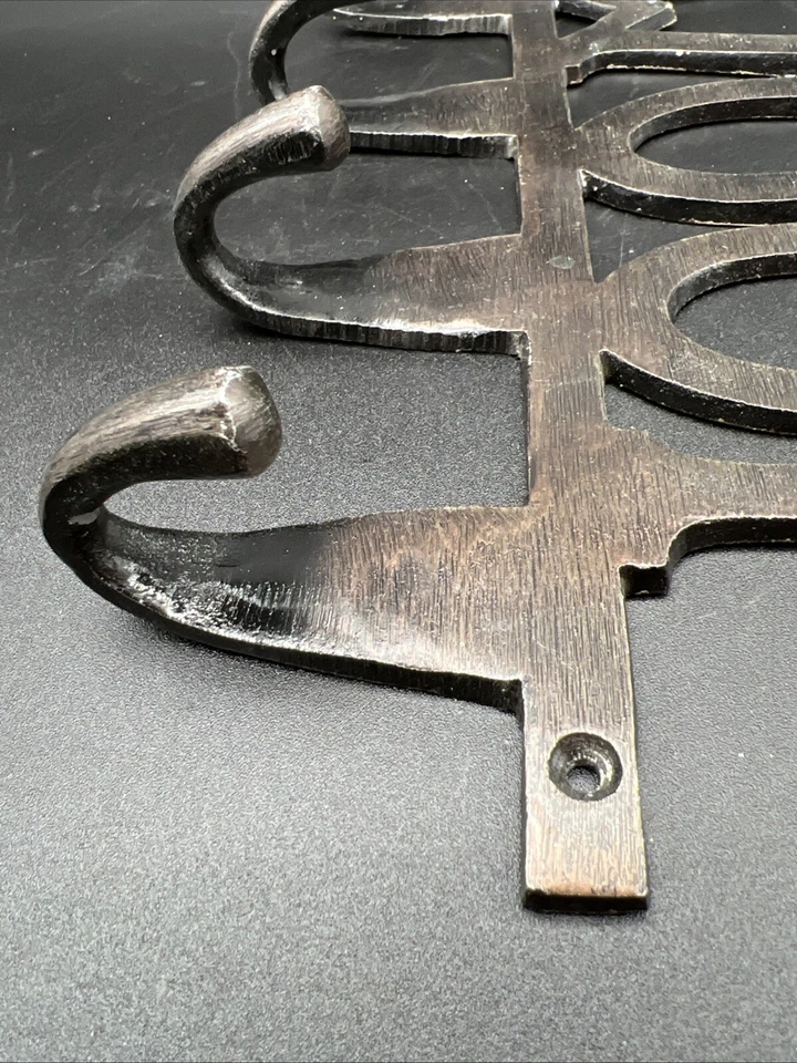 Woof Handcrafted Metal Wall Hanging For Keys Leashes And Accessories - Image 2 of 4