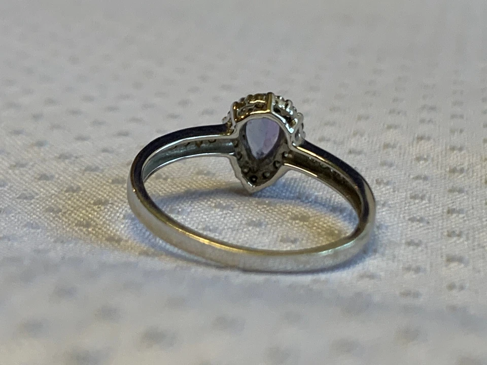 14K White Gold Ring 1.65g Fine Jewelry Size 6 Band Lavender & Clear Color Stones - Image 4 of 4