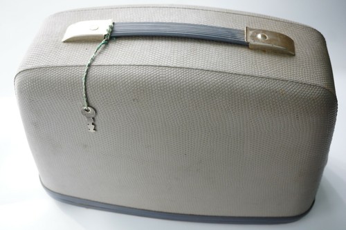 Proyector vintage Leica, Leitz Wetzlar con lente HECTOR 85mm/2.5 en original  - Imagen 3 de 12