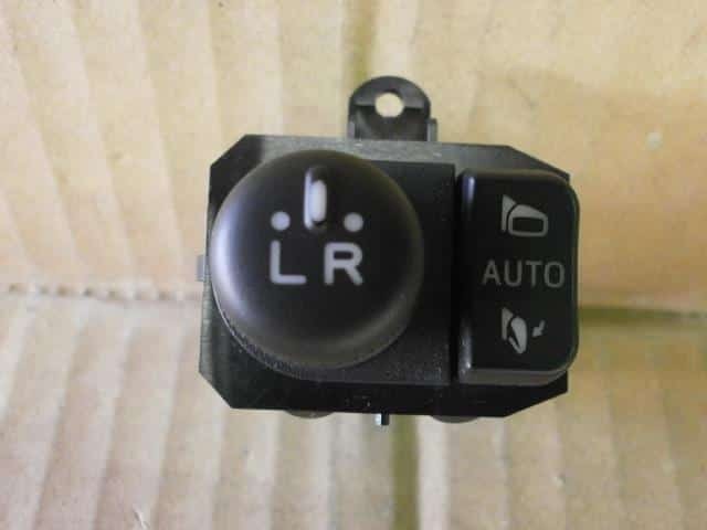 Picture 1 of 4