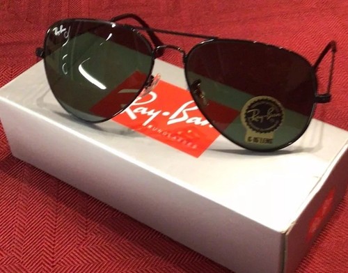 Ray Ban Aviator RB3025 Sunglasses,Black Frame,Green Lenses,Unisex.