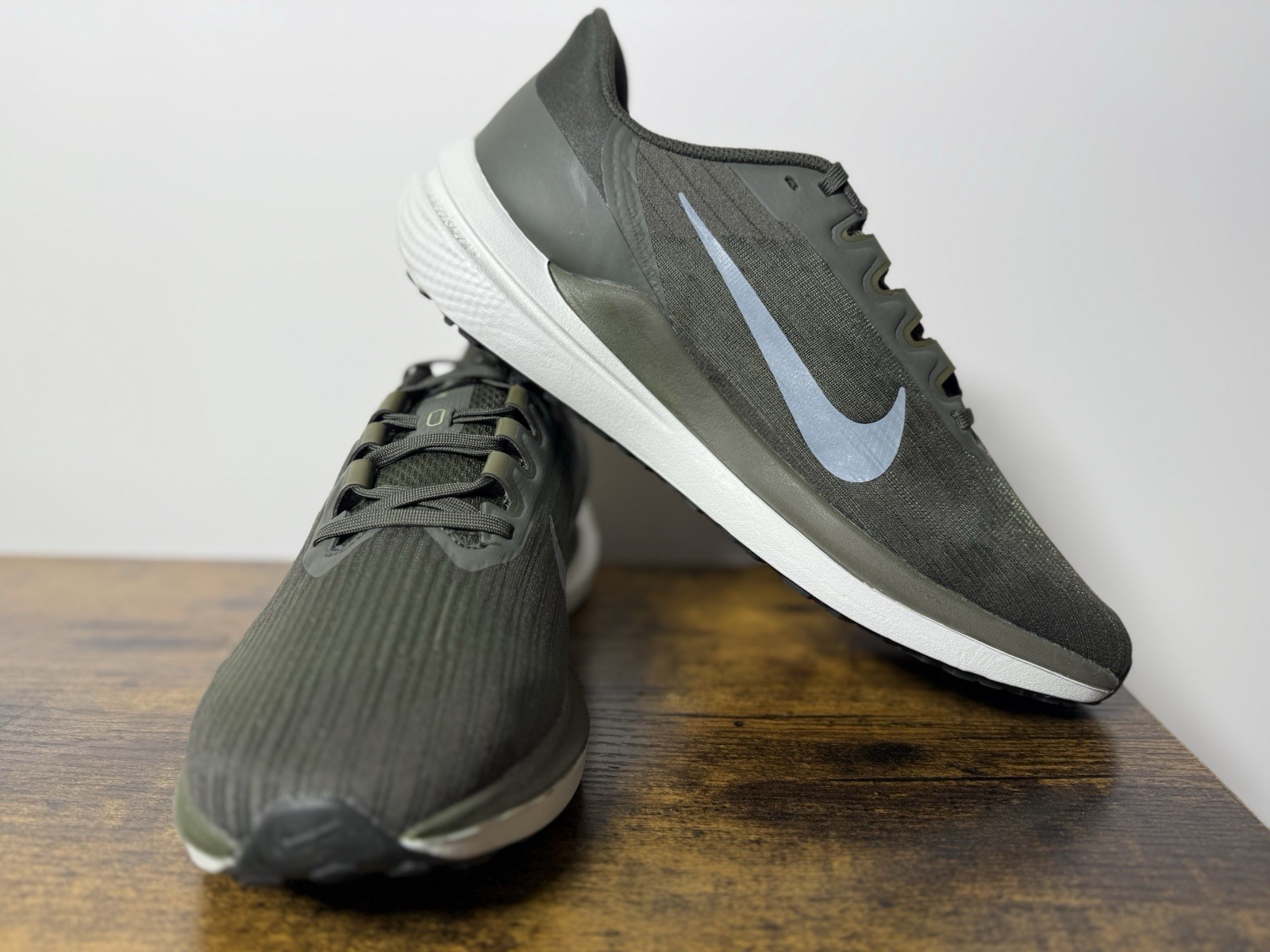 SAOLA Scarpe da corsa su strada Nike Air Winflo 9 verde sequoia blu DD6203 300 da uomo taglia 11