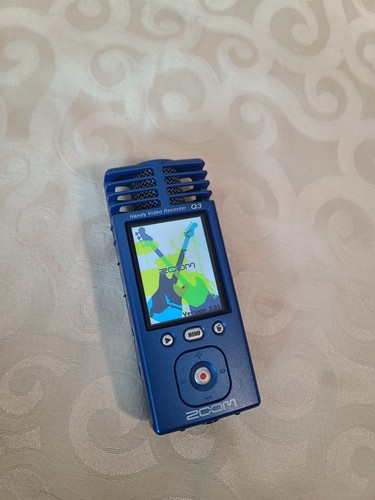 Zoom Q3 Handy Video Recorder W/SD Card - Picture 6 of 14