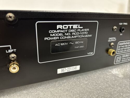 Rotel RCD-1070 CD Player Silver - Picture 4 of 4