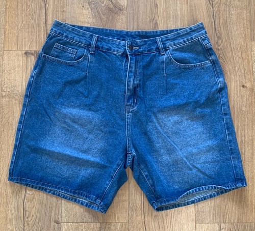 Womens 2XL Shein Curve Shorts Blue Denim Pockets Waist 38 Zip Fly - Picture 2 of 7