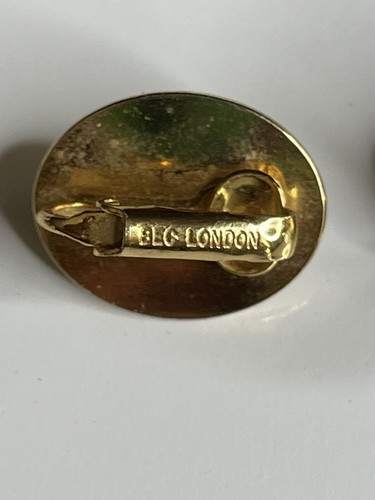 Vintage Bec-London White Oval Gold Tone Clip On Earrings - Picture 3 of 4
