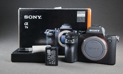 Sony Alpha 7 M2 2 II (Nur Gehäuse) 2.100 Auslösungen Sehr Guter Zustand OVP