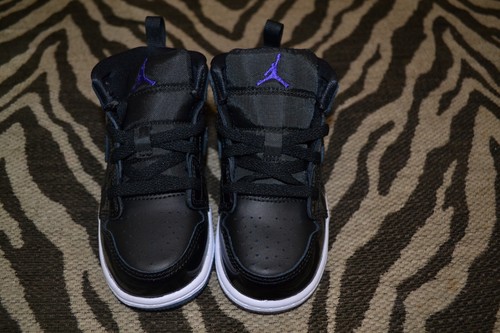 Jordan 1 Mid SE (Space Jam) - Größe 8C — DS BRANDNEU IM KARTON!!