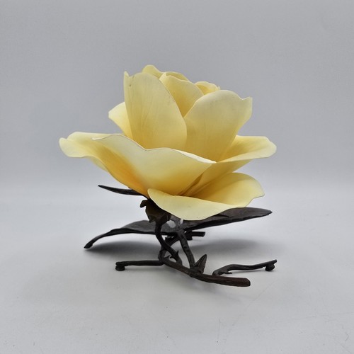 Boehm ELEGANCE Yellow Rose Porcelain Bronze Figurine Roses of Distinction - Picture 8 of 17