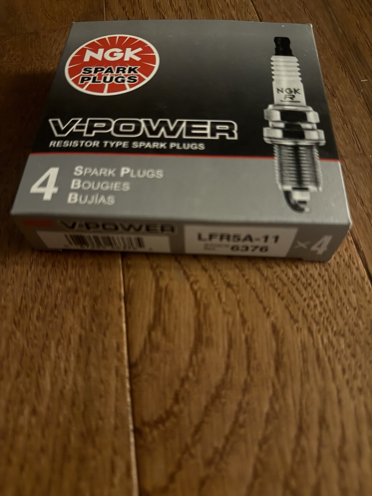 4 New NGK V Power Spark Plugs LFR5A-11 6376