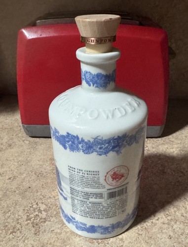 EMPTY Drumshanbo Gunpowder Irish Gin White/Blue Bottle With Lid - Picture 3 of 6