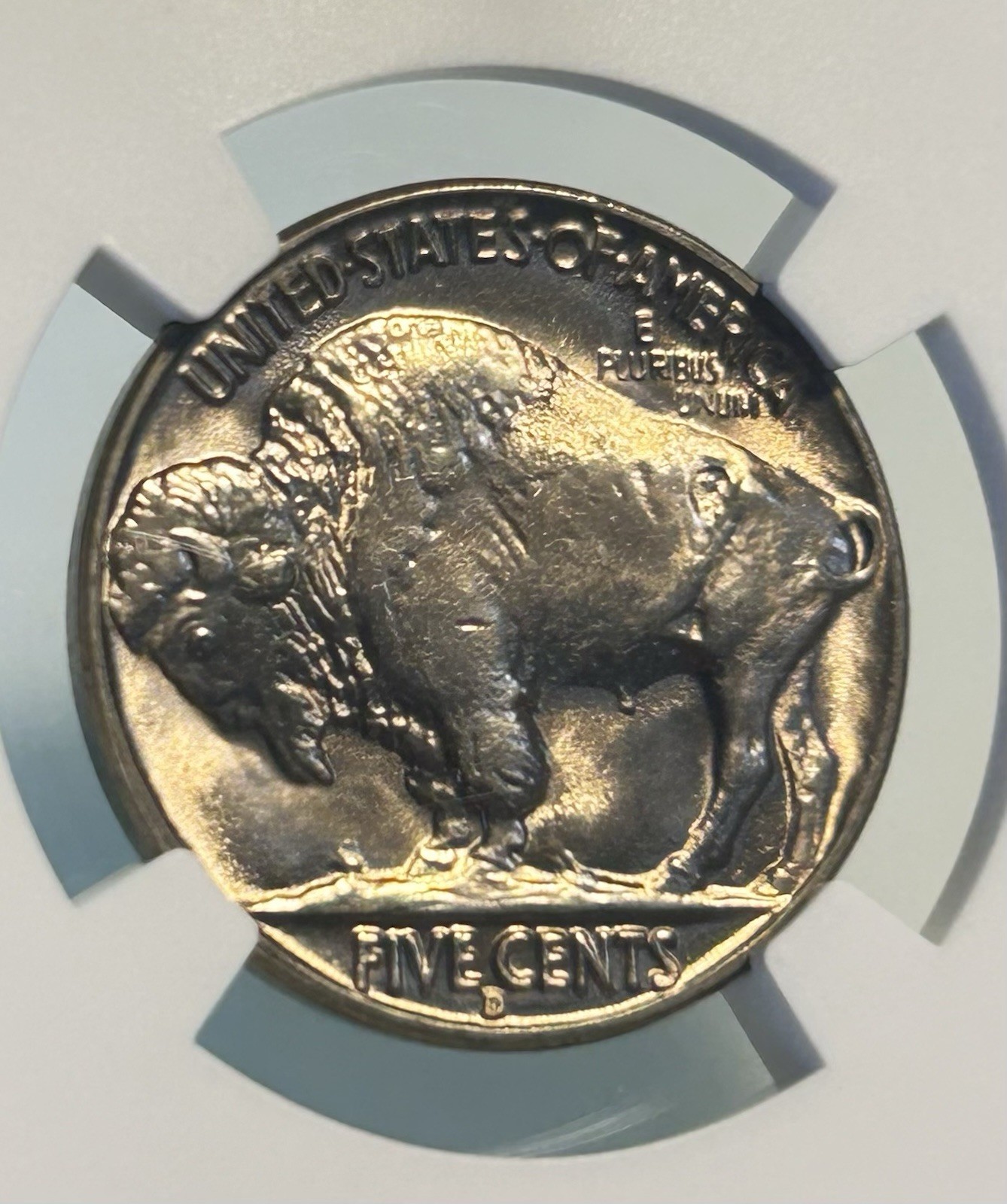 Picture 2 of 4