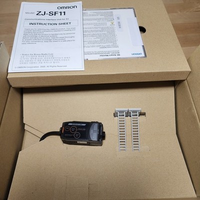 Omron ZJ-SFW11 ZJ-SF11 Communication Interface Unit w/ Software Smart Sensor