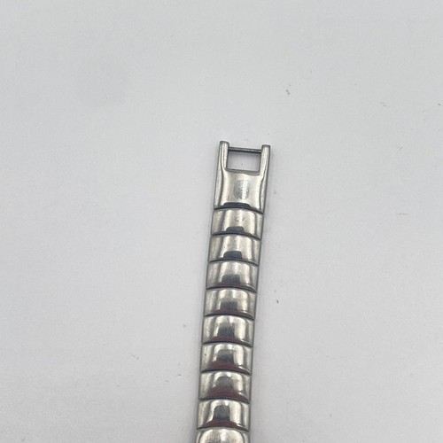 Reloj de cuarzo Mary Kay para mujer tono plateado acero inoxidable detalles de cristal Japón - Imagen 4 de 10