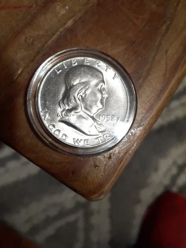 1952 CH BU Franklin Silver Half Dollar GEM BU MS F.B.L. I Believe. See Pictures