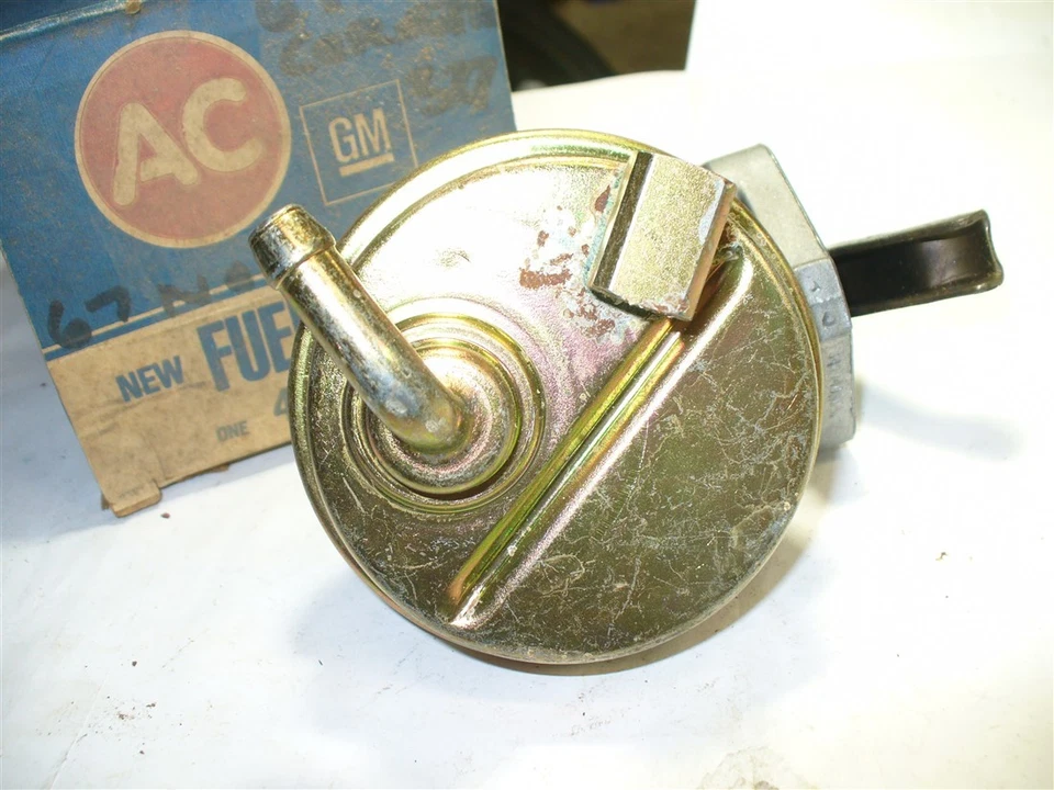 Chevrolet Camaro Corvette Nova 1967 bomba de combustible nos 6416712 con logotipo de aire acondicionado 40503 Foto 2 de 4