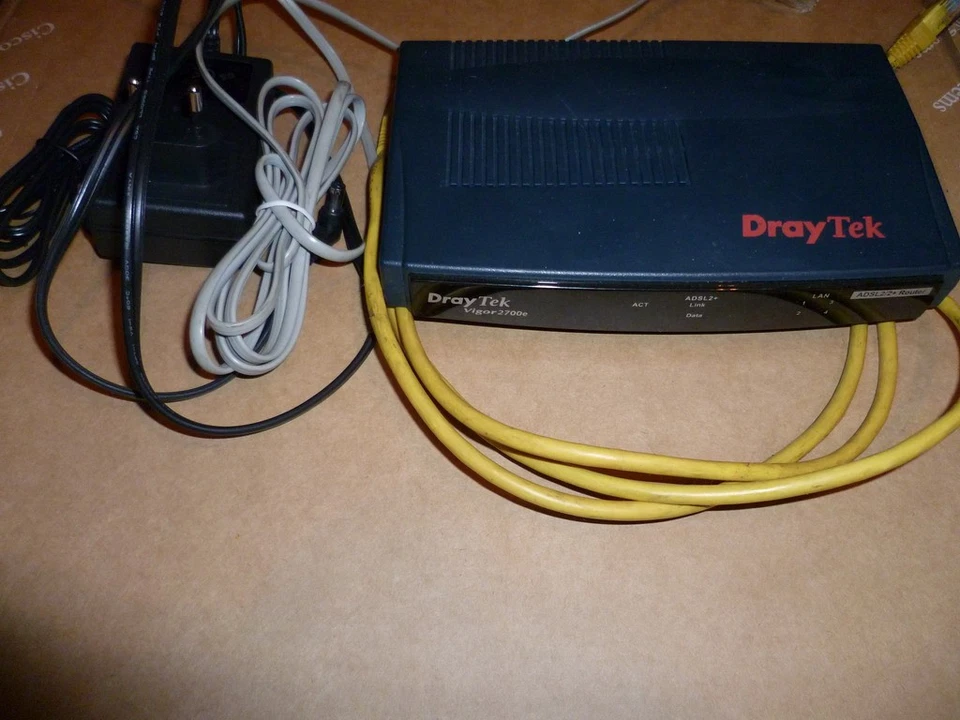 ADSL2+ Firewall Ethernet router DrayTek Vigor 2700e Annex B (with AC and cables) - Bild 4 von 4