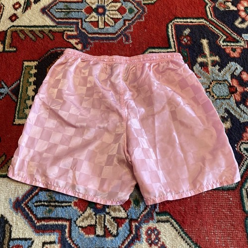 Vintage Boys / Girls Umbro Shorts Pink Nylon Soccer White logo Youth XL - Picture 6 of 10