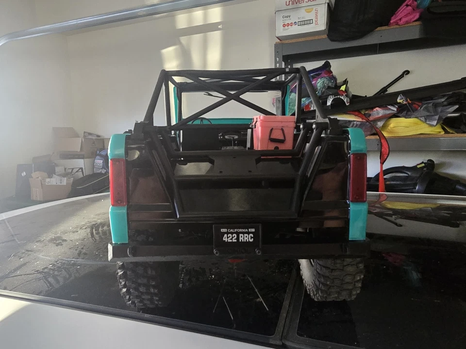 REEFS RC's  Personal Axial SCX10 III "Early Ford Bronco" RTR 1/10 (Teal) - Image 4 of 4