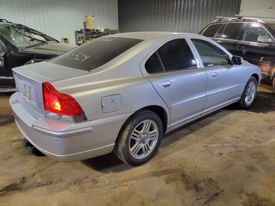 Luz de estacionamiento/esquina para pasajeros sedán antiniebla para Volvo 60 serie 05-09 2074691 Foto 2 de 4