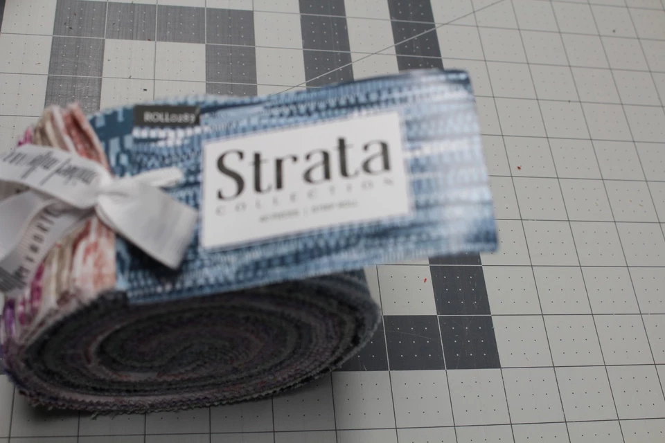Ткань индиго Jelly Roll Michael Miller Strata Collection 40 штук для квилтинга шитья - Изображение 2 из 4