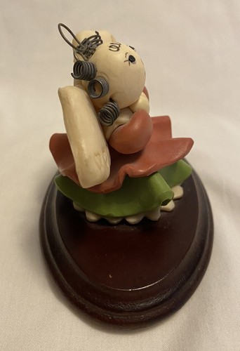 Polymer Clay Art Angel w/ Metal Coils for Hair 4.5" x 3" Mounted for Display - Picture 2 of 7
