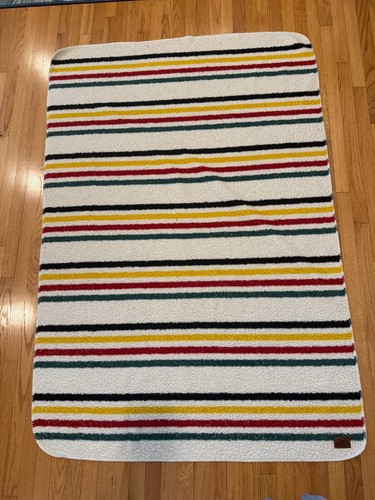 Coperta Pendleton Sherpa Fleece Point Stripe Throw buone condizioni 71" x 49"