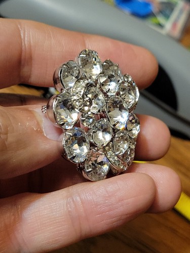 STUNNING RHINESTONE CRYSTALS WEISS SIGNED BROOCH - Picture 8 of 11