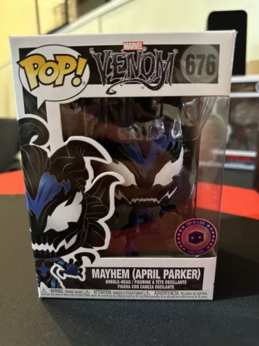 Funko Pop! Marvel - Venom - Mayhem (April Parker) #676 - Exclusivo de GITD