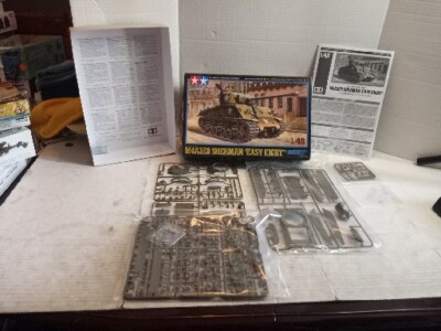 Tamiya  1/48 TAM32595 - 1/48 Tamiya US M4A3E8 Sherman Easy Eight Medium Tank