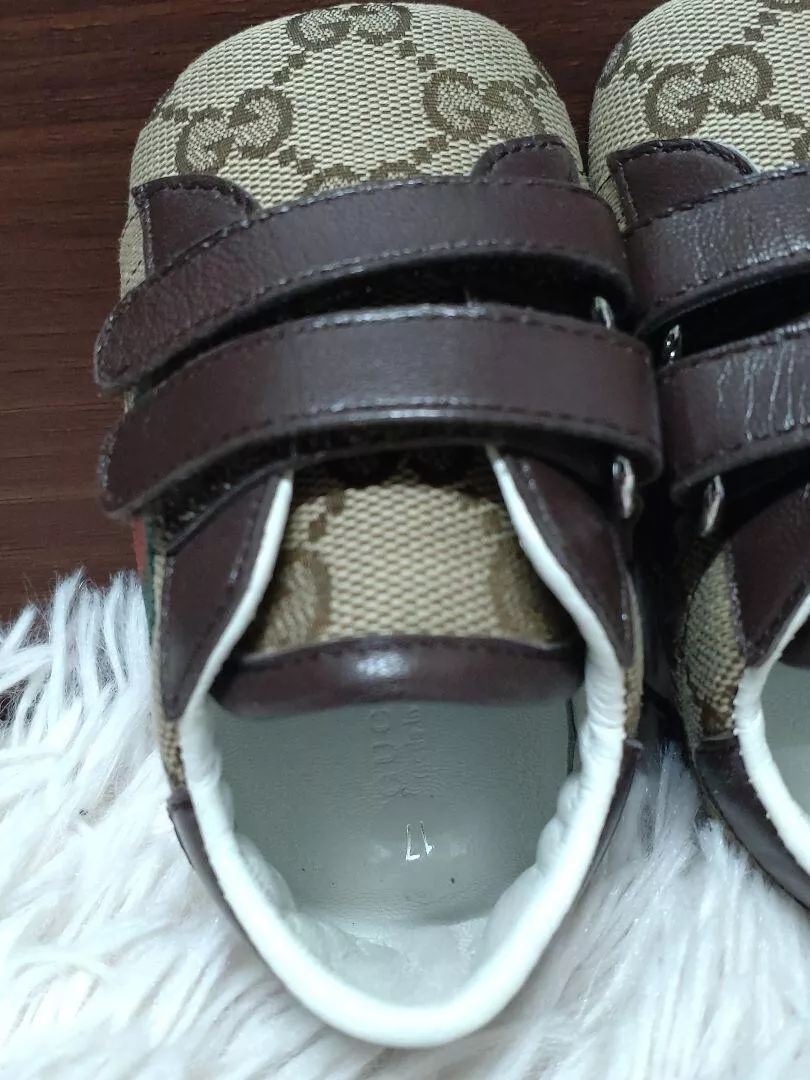 Baskets Gucci Baby Ace premières chaussures marron motif GG toile cuir jamais utilisées