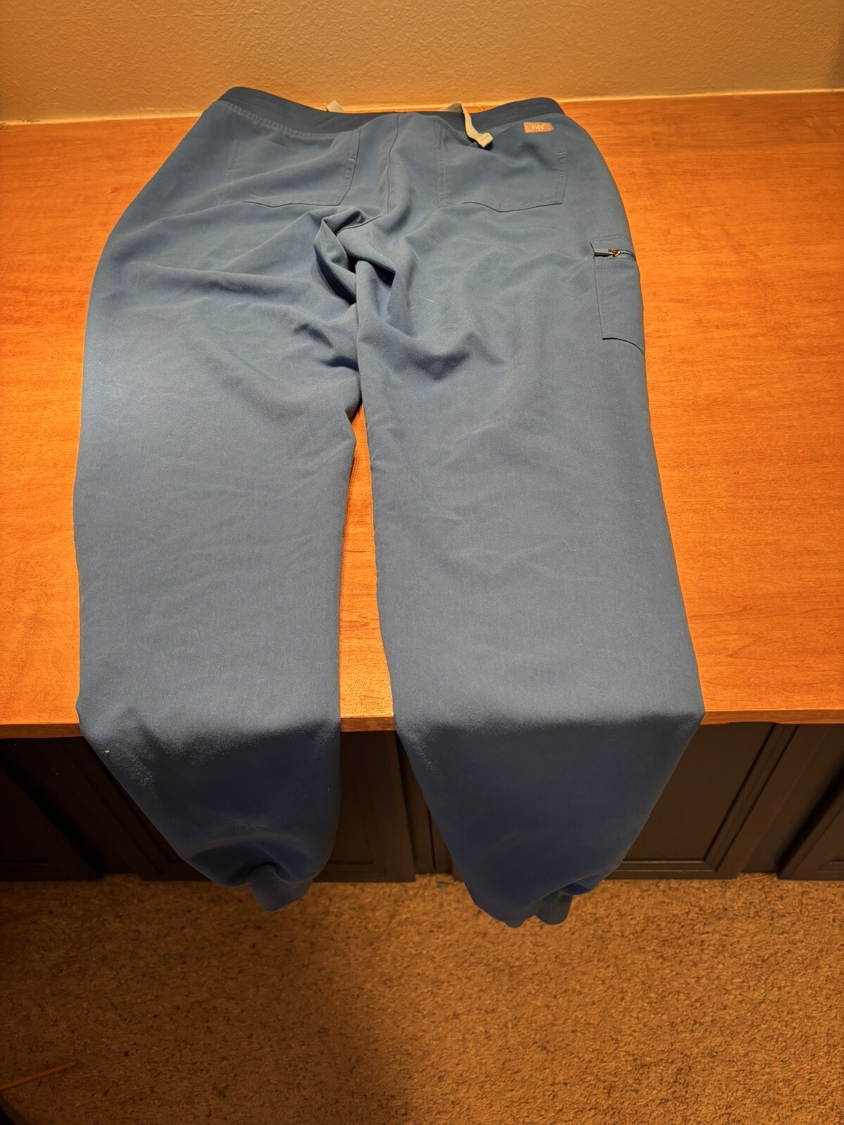 Picture 2 of 4
