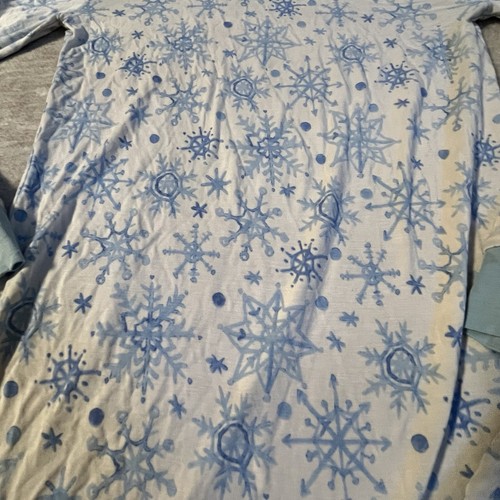 Little Sleepies Snowflakes Two Piece Pajamas Size 7/8 - Picture 2 of 7