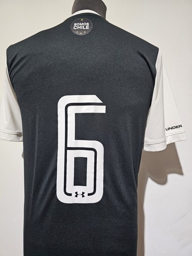 Colo-Colo soccer jersey Under Armour 2018 Size S match prepared - Picture 4 of 5
